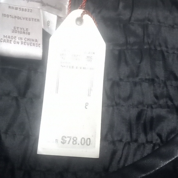 Max Studio Specialty Product black faux leather mini skirt size 8. - Picture 7 of 11